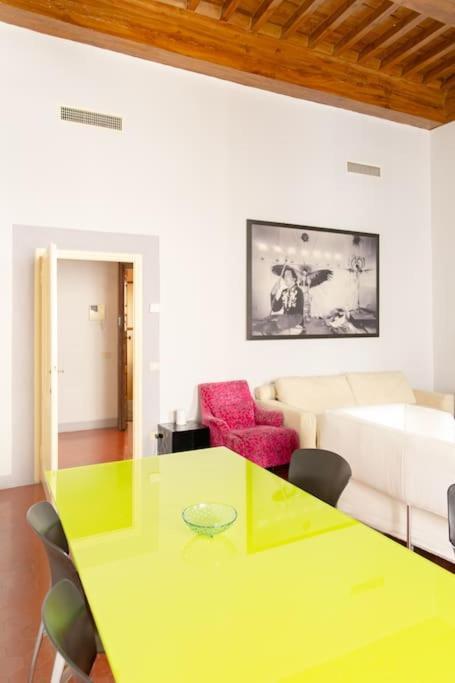 Elegant Apartment Near Piazza Della Signoria Firenze Esterno foto