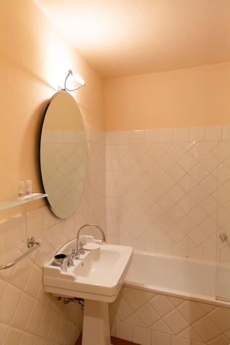 Elegant Apartment Near Piazza Della Signoria Firenze Esterno foto
