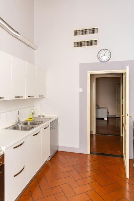 Elegant Apartment Near Piazza Della Signoria Firenze Esterno foto