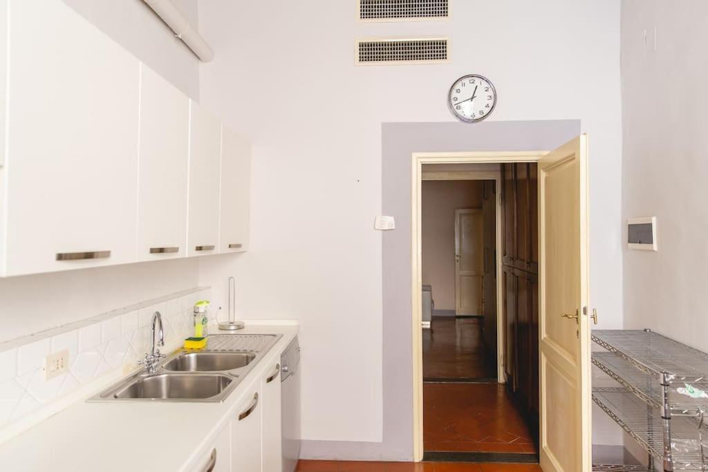 Elegant Apartment Near Piazza Della Signoria Firenze Esterno foto